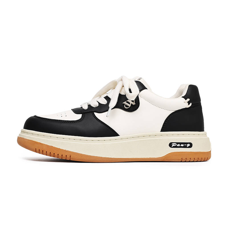 OUBT Black White Breathable And Slip Resistant Breathable And Slip Resistant Low top Skateboard Shoes Unisex