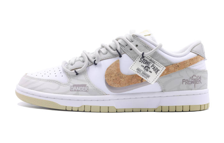 Nike Nike Dunk Slip Resistant Abrasion Resistant Low top Skateboard Shoes Men's Coffee
