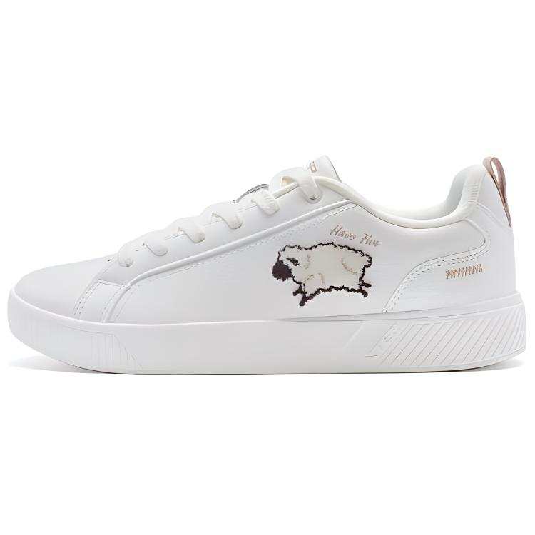 XTEP Cushioning Abrasion Resistant Cushioning, Wear Resistant Low top Skateboard Shoes Women's White