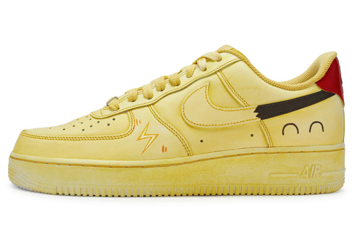 Nike Nike Air Force 1 07 Low top Skateboard Shoes Men's Yellow Red