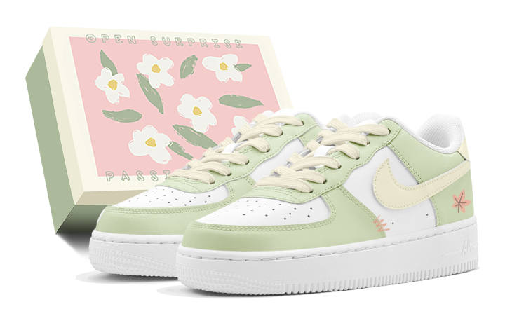 Nike Nike Air Force 1 Green Wilderness Maple Leaf Low top Skateboard Shoes Women's Yellow Green