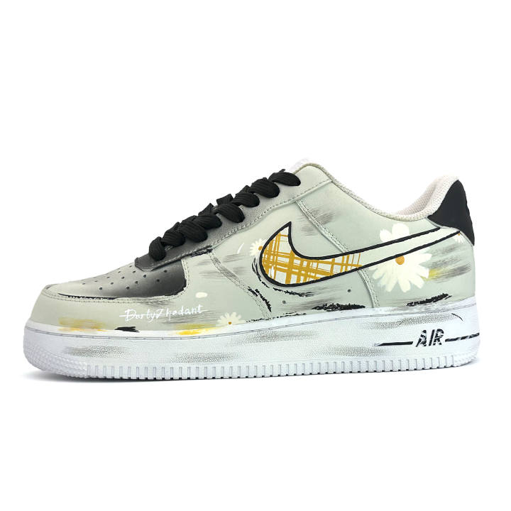 Nike Nike Air Force 1 Daisy Career Abrasion Resistant Low top Skateboard Shoes Unisex