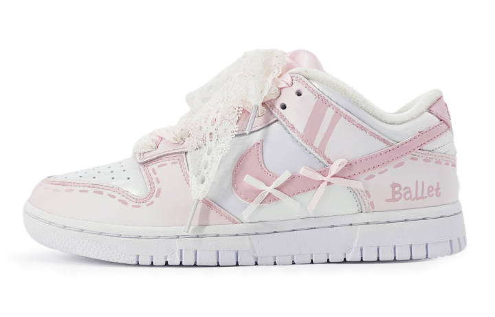 Nike Nike Dunk SB Slip Resistant Abrasion Resistant Low top Skateboard Shoes Women's Pink White