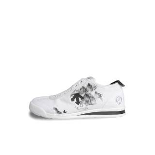 DESCENTE Cron Tempo Between Mountains And Waters Slip on Abrasion Resistant Low top Skateboard Shoes Unisex Black White