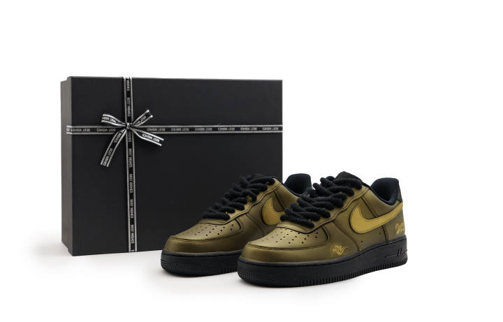 Nike Nike Air Force 1 Slip Resistant Cushioning Slip Resistant Cushioning Low top Skateboard Shoes Unisex Black Gold
