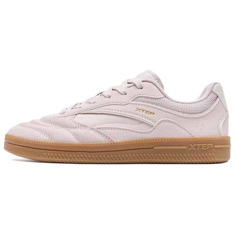 XTEP Slip Resistant Cushioning Abrasion Resistant Low top Skateboard Shoes Women's