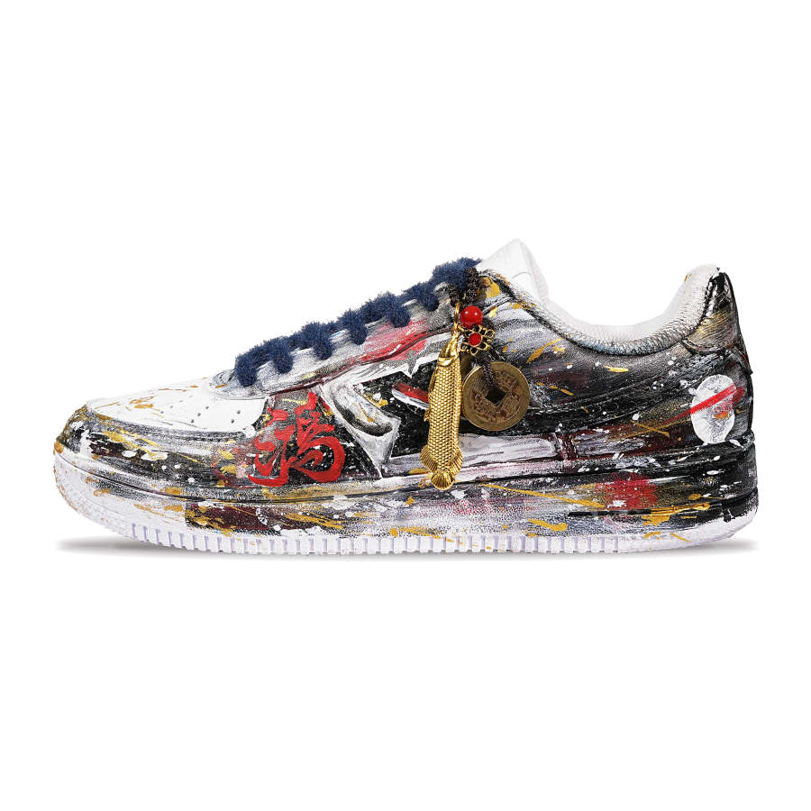 XTEP Air Force 1 Slip Resistant Cushioning Abrasion Resistant Low top Skateboard Shoes Unisex Black Gold