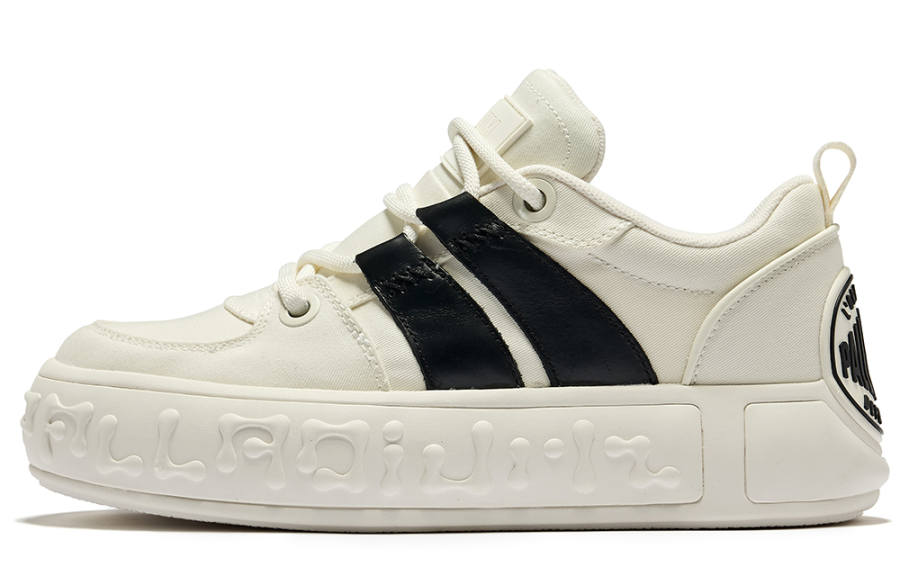 Palladium Low top Skateboard Shoes Men's Black White