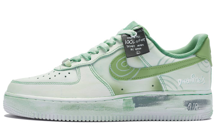 Nike Nike Air Force 1 07 Low top Skateboard Shoes Men's Green White