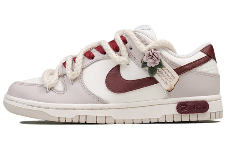 Nike Nike Dunk Low top Skateboard Shoes Women's Gray Red