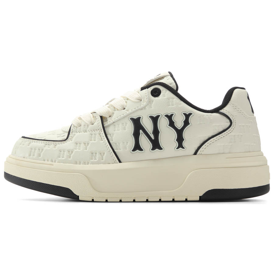 MLB New York Yankees Low top Skateboard Shoes Unisex Beige