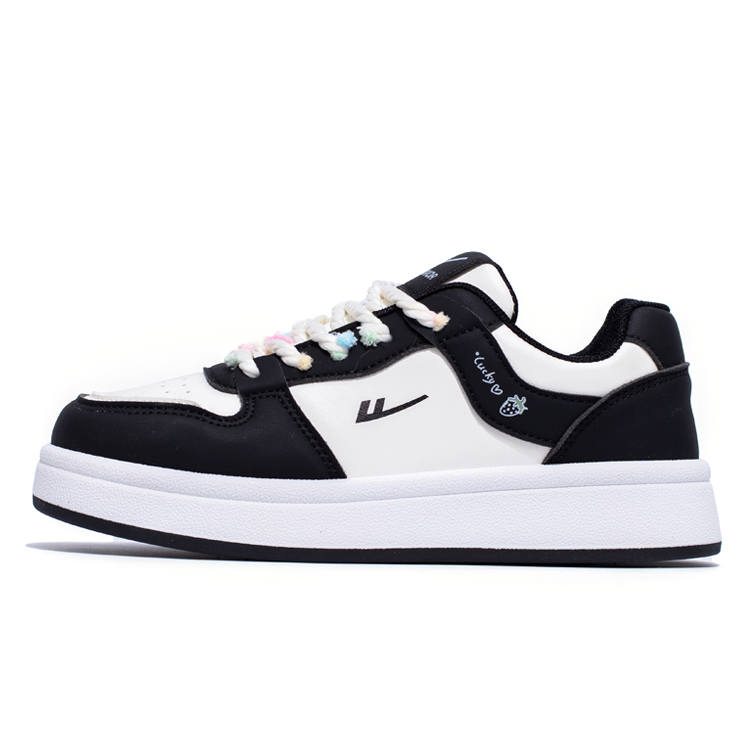 WARRIOR WARRIOR Skateboard Shoes Women's White Black
