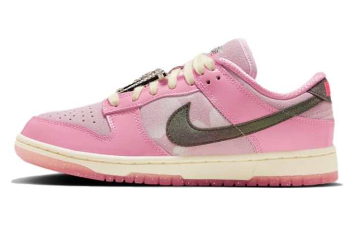 Nike Nike Dunk Low LX Barbie Women's