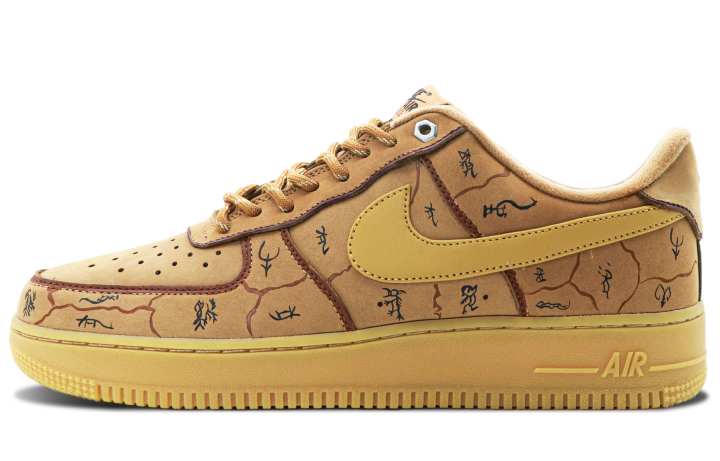 Nike Nike Air Force 1 Coverage Slip Resistant, Abrasion Resistant, Lightweight Low top Skateboard Shoes Unisex Wheat