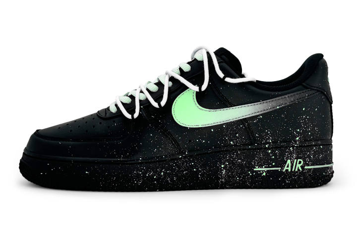 Nike Nike Air Force 1 Low Slip Resistant Abrasion Resistant Low top Skateboard Shoes Women's Black Green