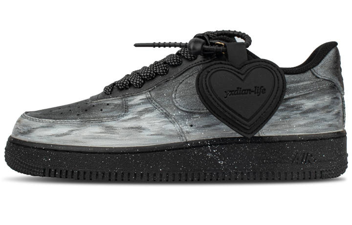 Nike Nike Air Force 1 Coverage Low top Skateboard Shoes Unisex Black
