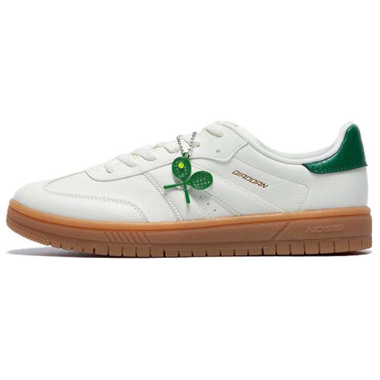 QIAODAN Slip Resistant, Abrasion Resistant, Impact Resistant Low top Skateboard Shoes Women's White Green