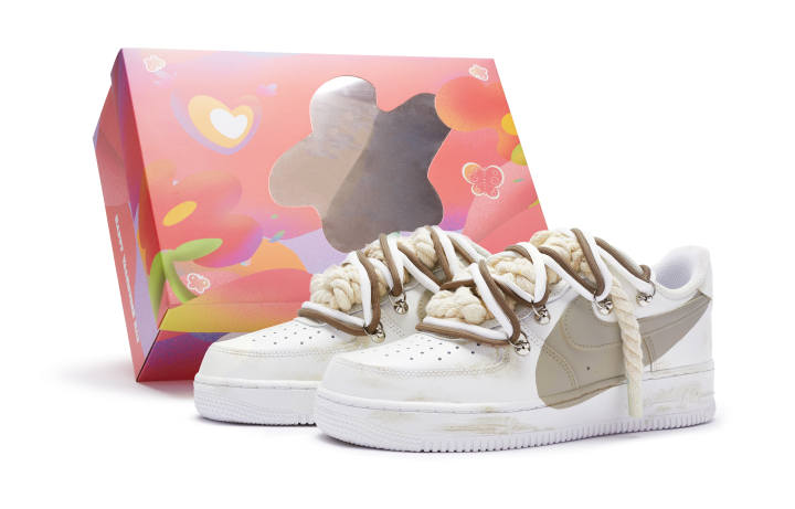 Nike Nike Air Force 1 Low 'T10' Low top Skateboard Shoes Women's Khaki White
