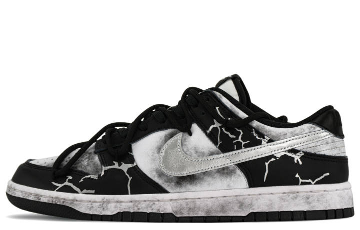 Nike Nike Dunk Slip Resistant Abrasion Resistant Low top Skateboard Shoes Men's Black White