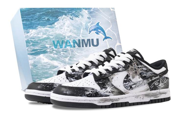 Nike Nike Dunk Butterfly Shadow Abrasion Resistant Low top Skateboard Shoes Women's Black White Gray