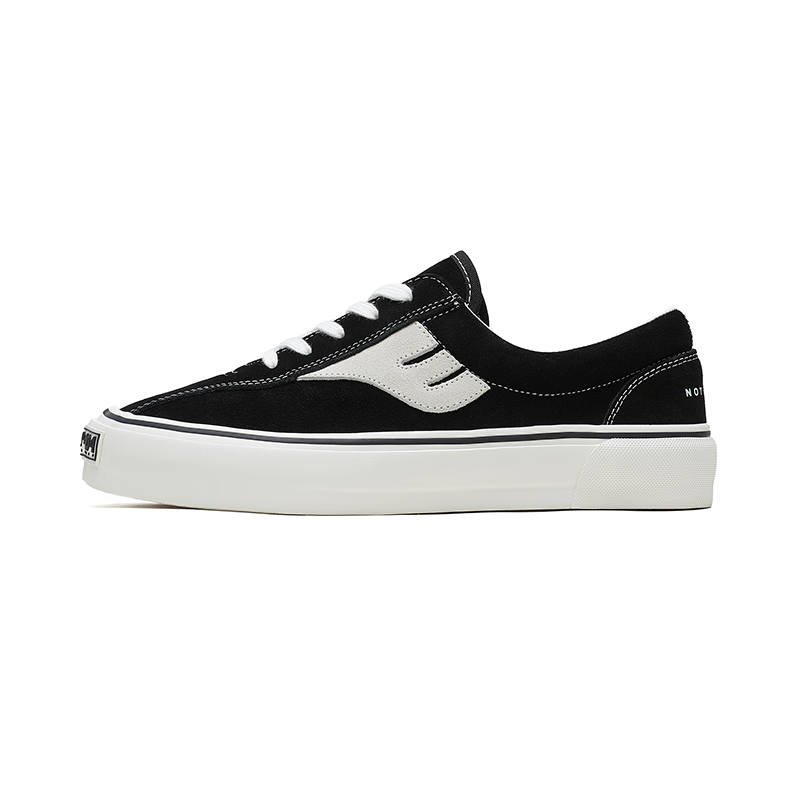 EQLZ EQUALIZER EQLZ EQUALIZER American Skateboard Shoes Unisex Noise Dot Black White