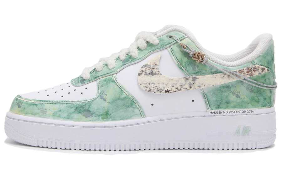Nike Nike Air Force 1 Abrasion Resistant Slip Resistant Low top Skateboard Shoes Women's White Green