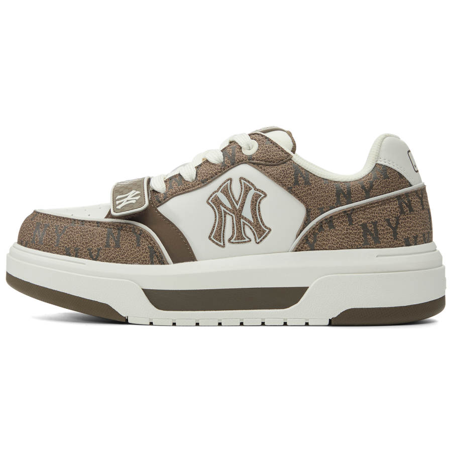 MLB New York Yankees Synthetic Leather Height Increasing Low top Skateboard Shoes Unisex Brown