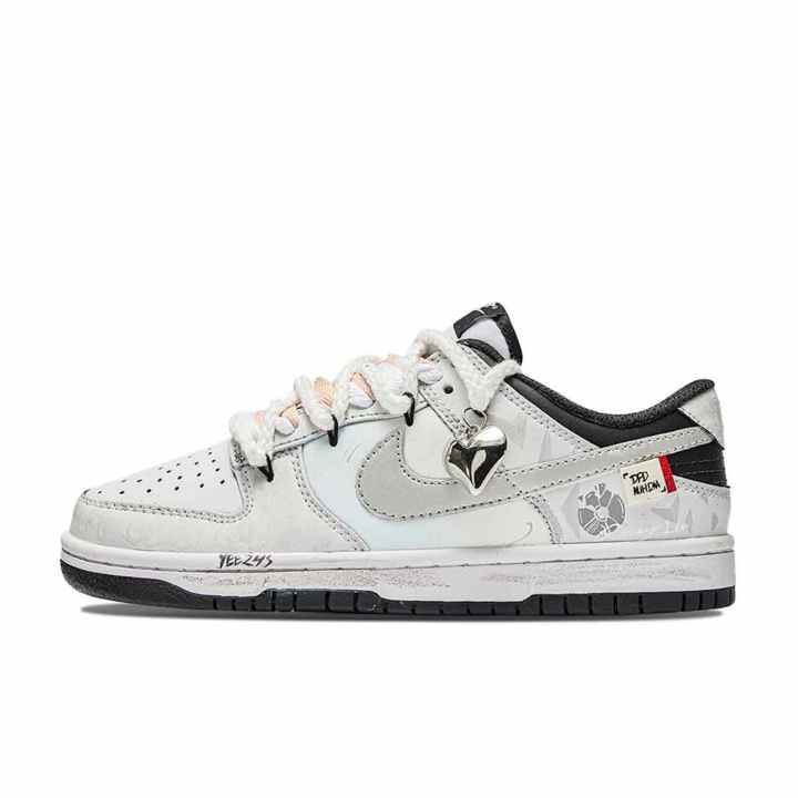 Nike Nike Dunk Freedom Panda, Distressed Heart Wheel Abrasion Resistant Lightweight Low top Skateboard Shoes Unisex