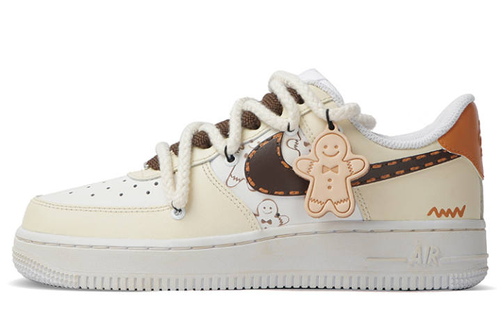 Nike Nike Air Force 1 07 Low top Skateboard Shoes Men's White Yellow