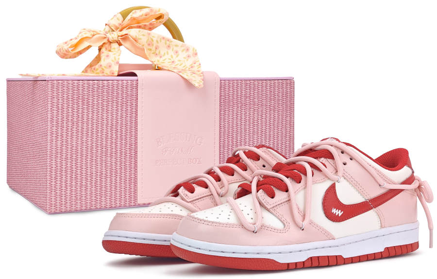 Nike Nike Dunk Milk Foam Journal Slip Resistant Abrasion Resistant Low top Skateboard Shoes Women's Pink