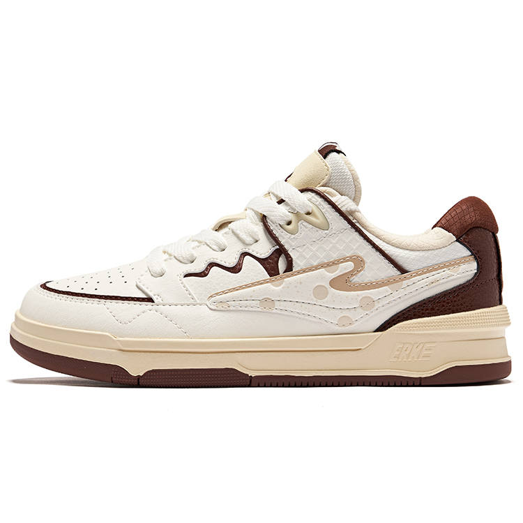 Erke Impossible Waffle Cake Flying Flower*3 Coverage Abrasion Resistant Low top Skateboard Shoes Women's