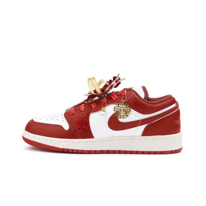 Jordan Jordan Air Jordan 1 Low top Skateboard Shoes Women's Red