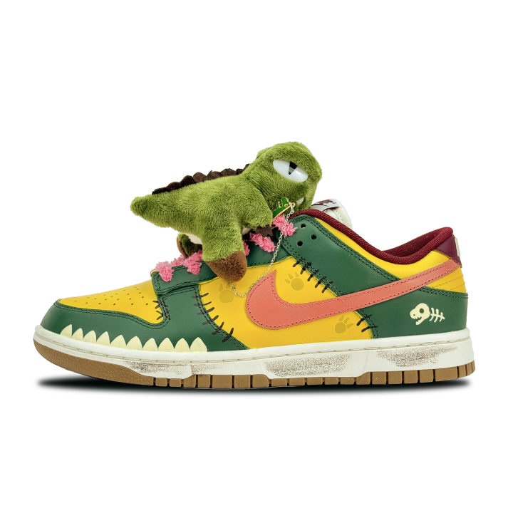 Nike Nike Dunk Low top Skateboard Shoes Men's Yellow Green