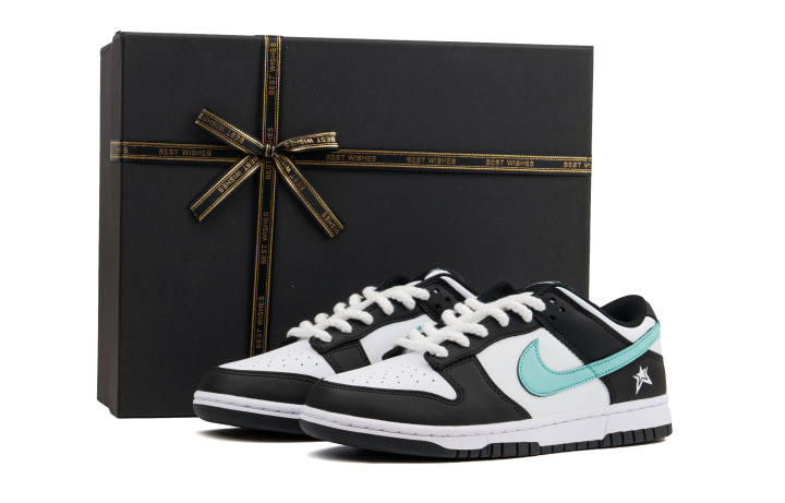 Nike Nike Dunk Cushioning Abrasion Resistant Cushioning, Wear Resistant Low top Skateboard Shoes Women's Black White Blue