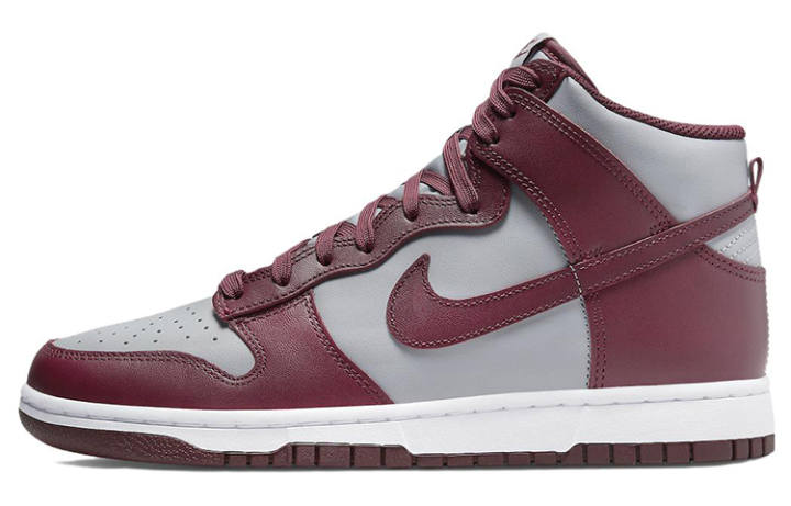 Nike Nike Dunk High 'Dark Beetroot'
