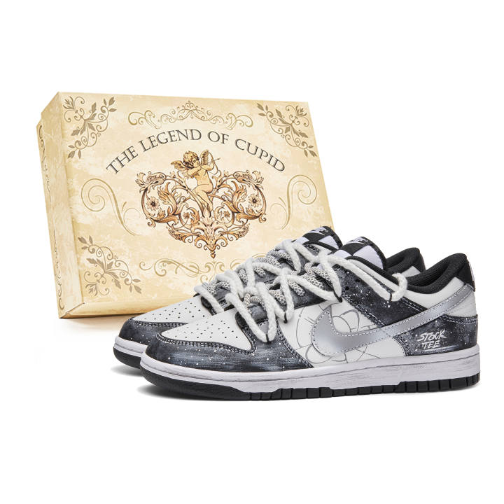 Nike Nike Dunk Star Style Box Abrasion Resistant Low top Skateboard Shoes Unisex Black White