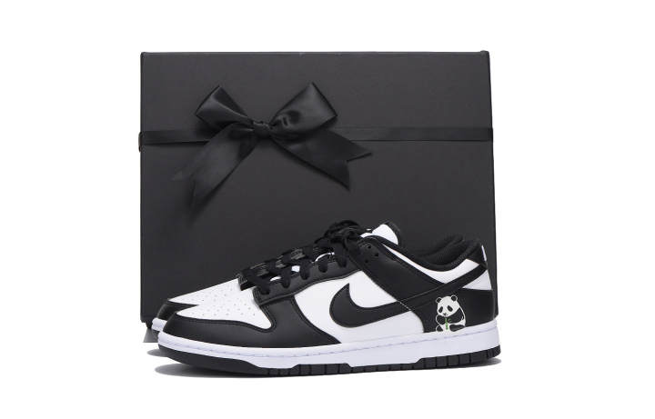 Nike Nike Dunk Coverage Slip Resistant Abrasion Resistant Coverage Slip Resistant And Abrasion Resistant Low top