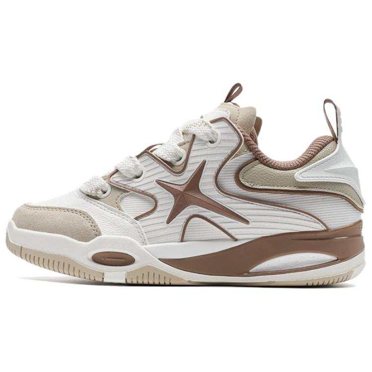 XTEP Yujie Plus Fashion Trend Wear resistant And Lightweight Low top Skateboard Shoes Women's White Brown
