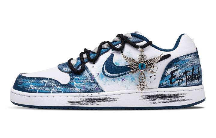 Nike Nike EBERNON Exotic Knight Abrasion Resistant Low top Skateboard Shoes Men's White Blue