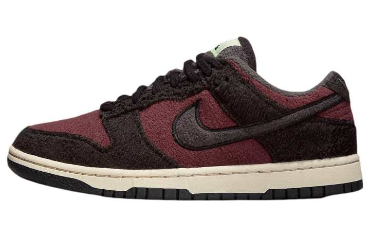 Nike Nike Dunk Low Se 'Fleece Burgundy Crush' Women's