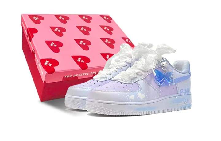 Nike Nike Air Force 1 LE Low top Skateboard Shoes GS Pink Blue