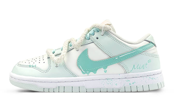 Nike Nike Dunk Wear resistant And Lightweight Low top Skateboard Shoes Women's Light Green