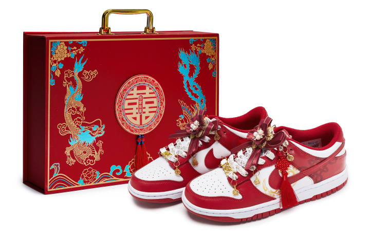 Nike Nike Dunk LOW RETRO Slip Resistant Abrasion Resistant Low top Skateboard Shoes Unisex Red White Gold