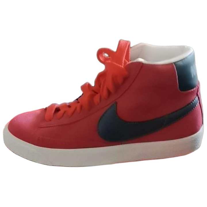 Nike Nike Blazer Mid Slip Resistant Abrasion Resistant Mid top Skateboard Shoes Women's Red