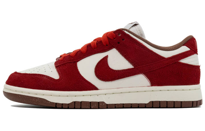 Nike Nike Dunk Abrasion Resistant Abrasion Resistant Low top Skateboard Shoes Women's Carmine