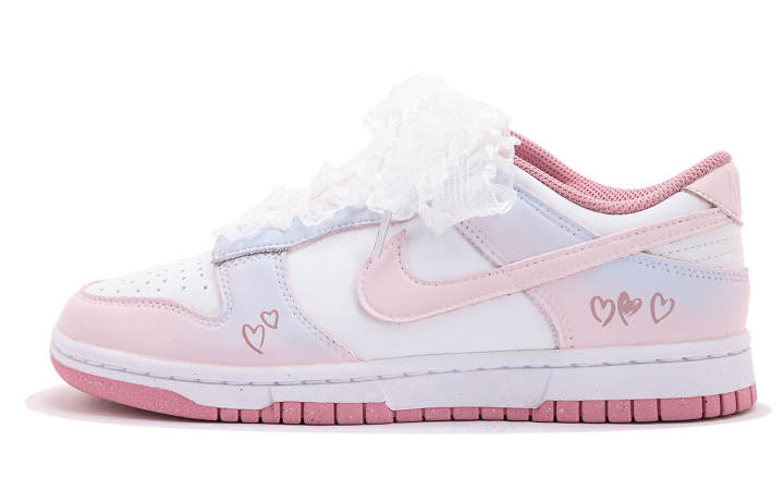 Nike Nike Dunk Abrasion Resistant Abrasion Resistant Low top Skateboard Shoes Women's Pink White