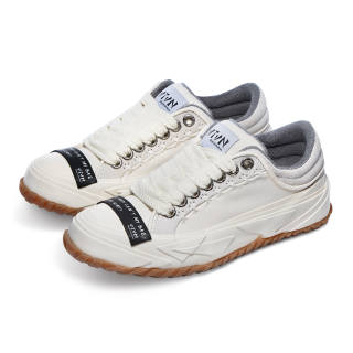 VTVN Falling Stars Vulcanized Triangle Shoes Low top Skateboard Shoes Unisex Moon White