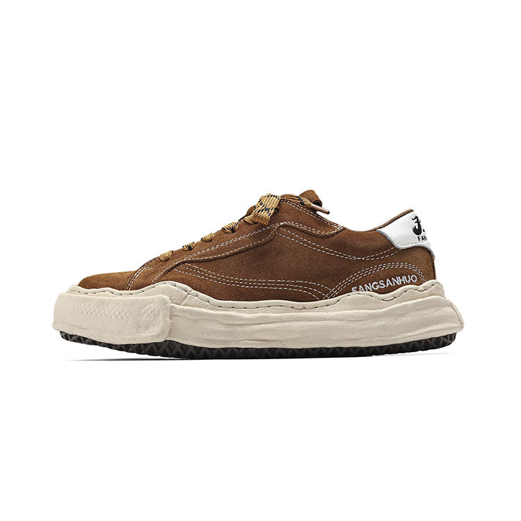 FANGSANHUO Wear resistant And Lightweight Low top Skateboard Shoes Unisex