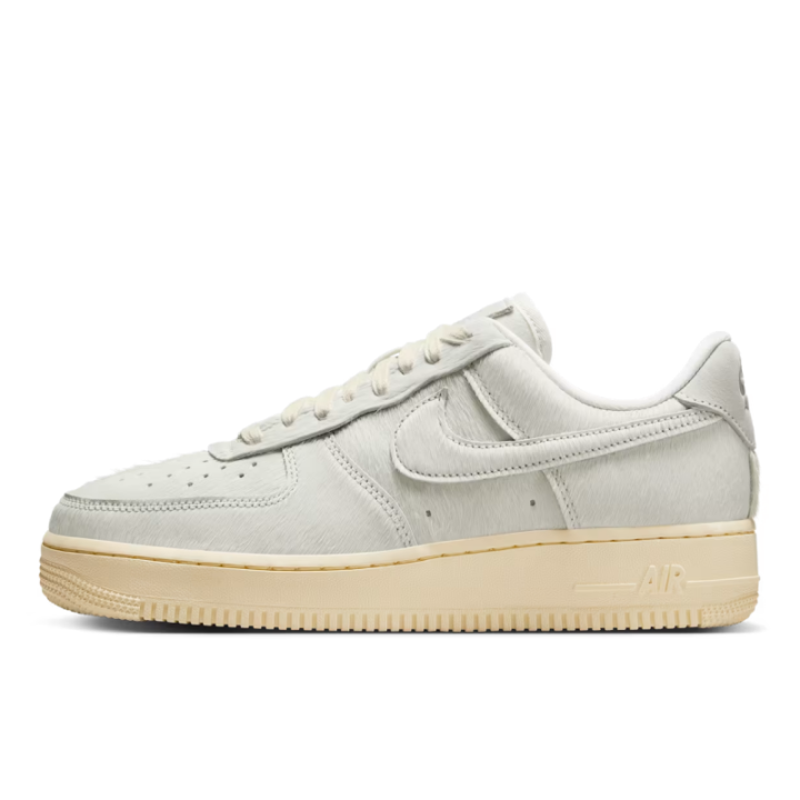 Nike Nike Air Force 1 Slip Resistant Abrasion Resistant Low top Skateboard Shoes Women's Beige