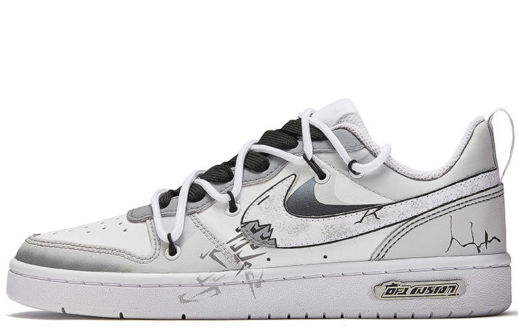 Nike Nike Court Borough Freedom Panda, Fragmented Slip Resistant Low top Skateboard Shoes Women's White Gray